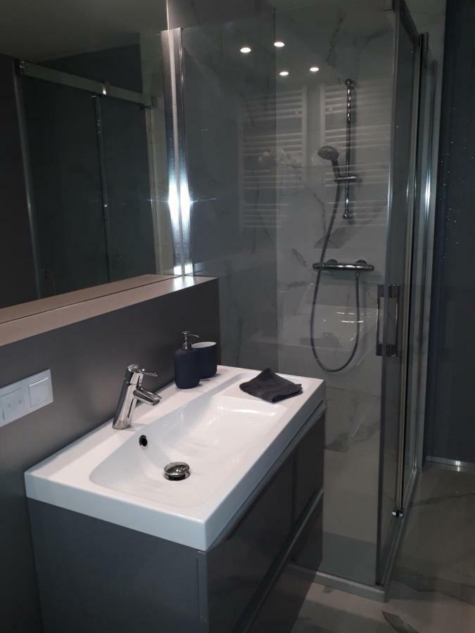 Apartamenty Centrum- Kochanowskiego -Dawniej Two-Bedroom Apartment Zielona Góra Eksteriør bilde