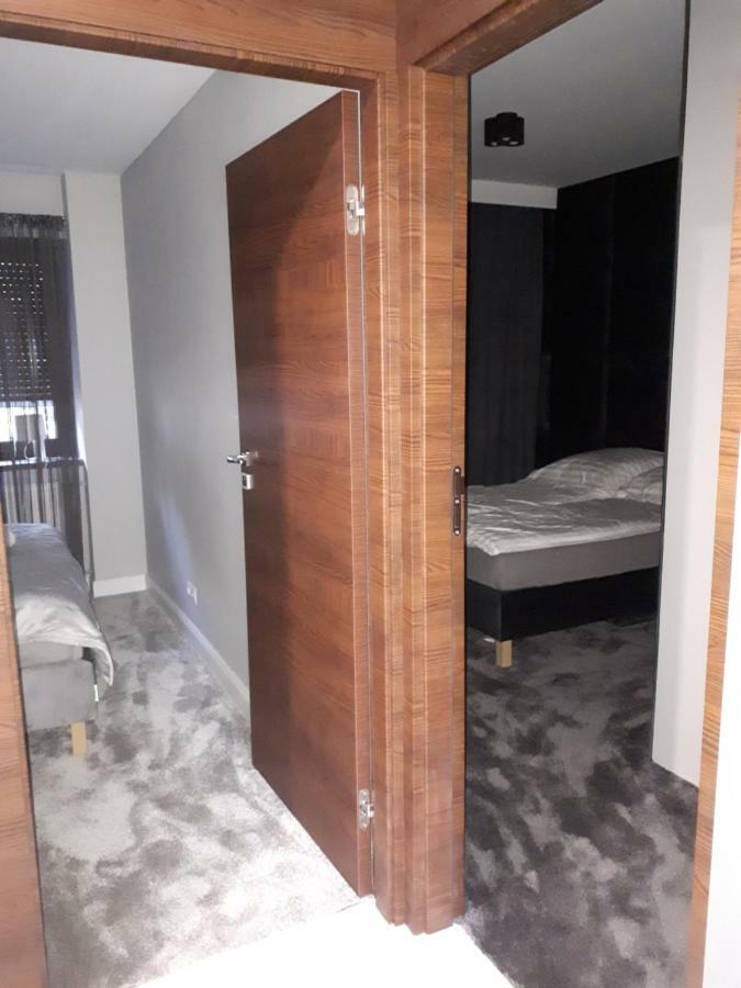 Apartamenty Centrum- Kochanowskiego -Dawniej Two-Bedroom Apartment Zielona Góra Eksteriør bilde