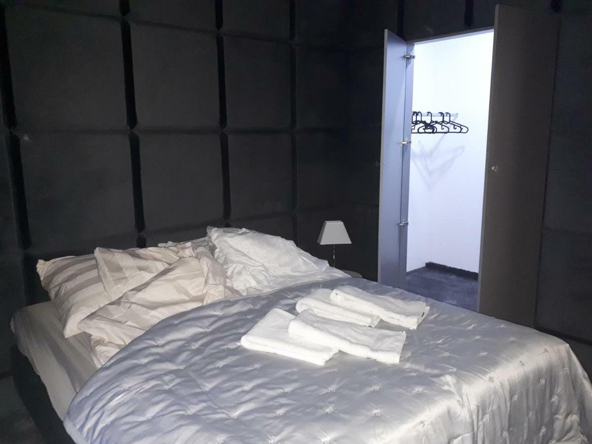 Apartamenty Centrum- Kochanowskiego -Dawniej Two-Bedroom Apartment Zielona Góra Eksteriør bilde