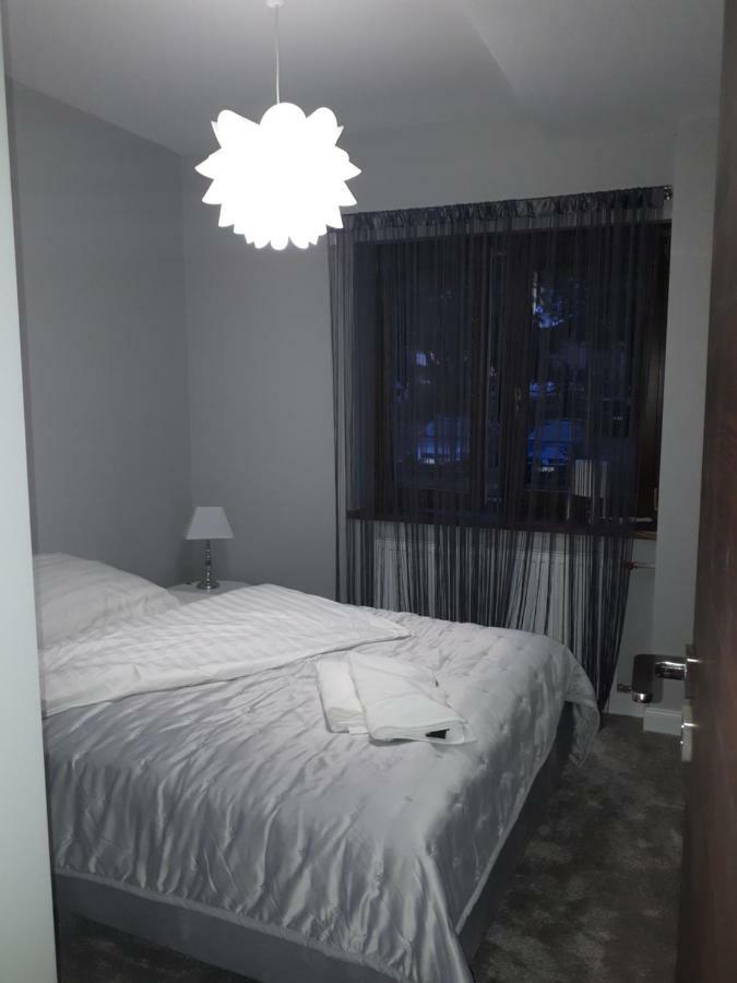 Apartamenty Centrum- Kochanowskiego -Dawniej Two-Bedroom Apartment Zielona Góra Eksteriør bilde