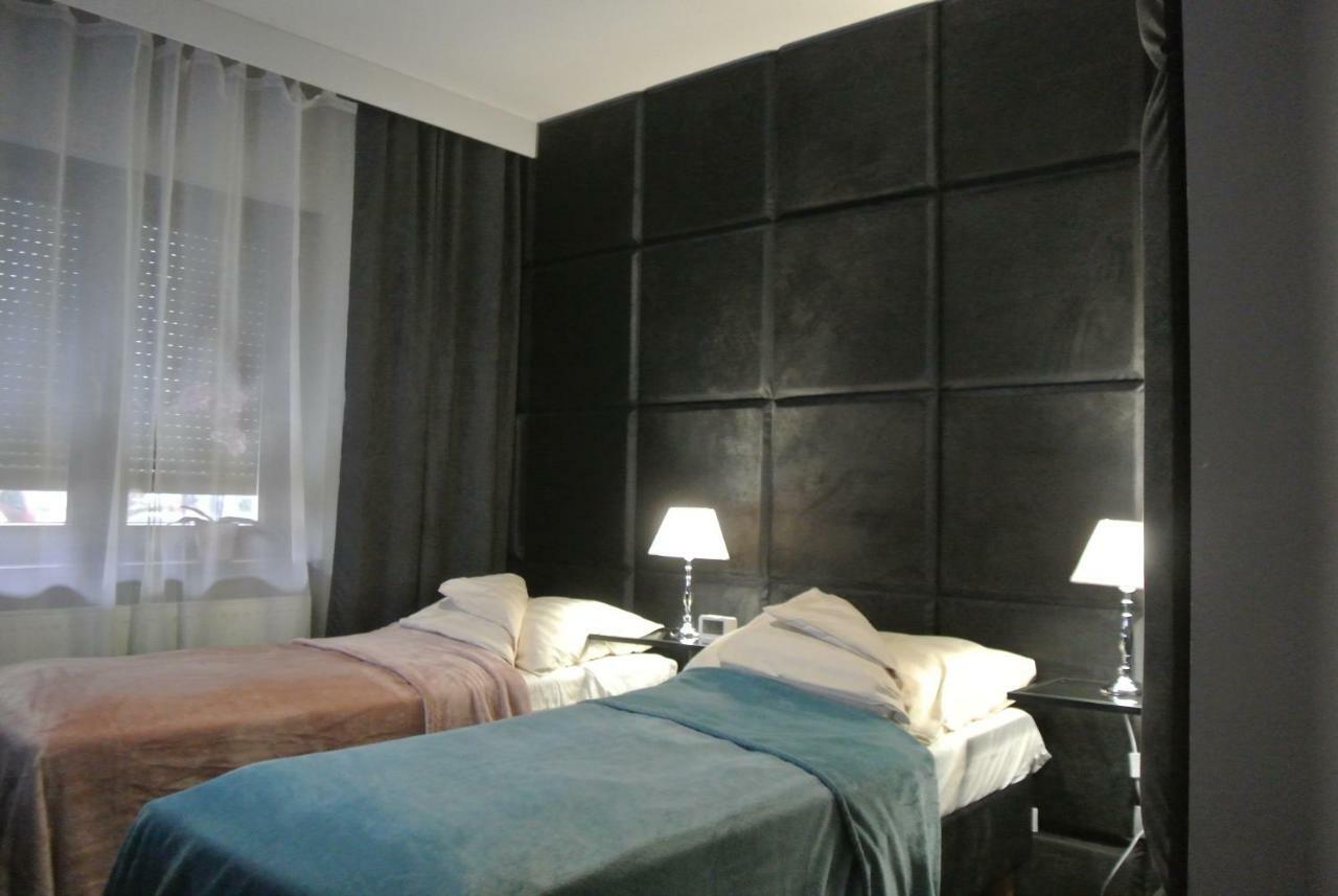 Apartamenty Centrum- Kochanowskiego -Dawniej Two-Bedroom Apartment Zielona Góra Eksteriør bilde